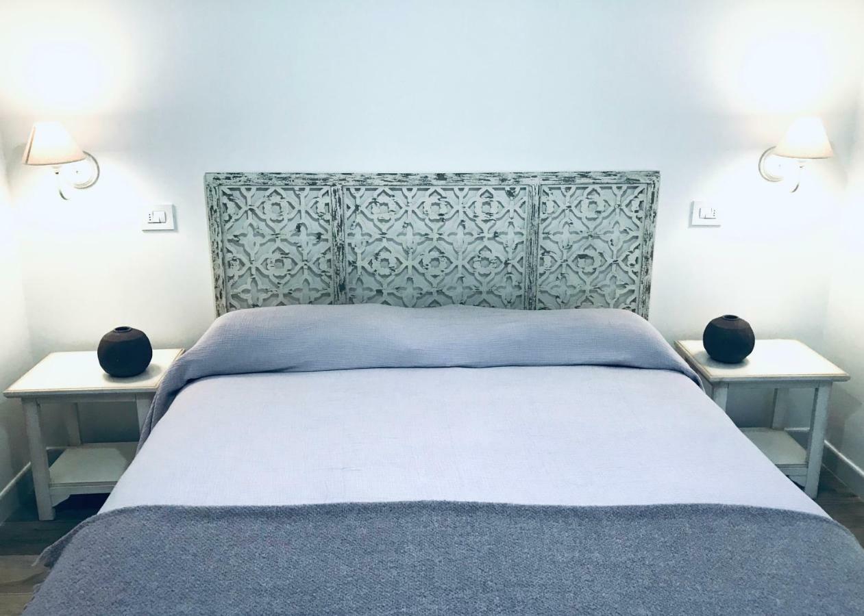 Bellhome 3 - Elegante Appartamento Nel Centro Di Барі Екстер'єр фото